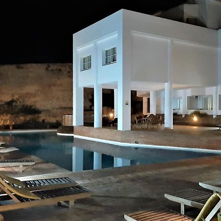 City Walls Rooftop Terrace Duplex @ Citycenter & Beach Lagos Dış mekan fotoğraf